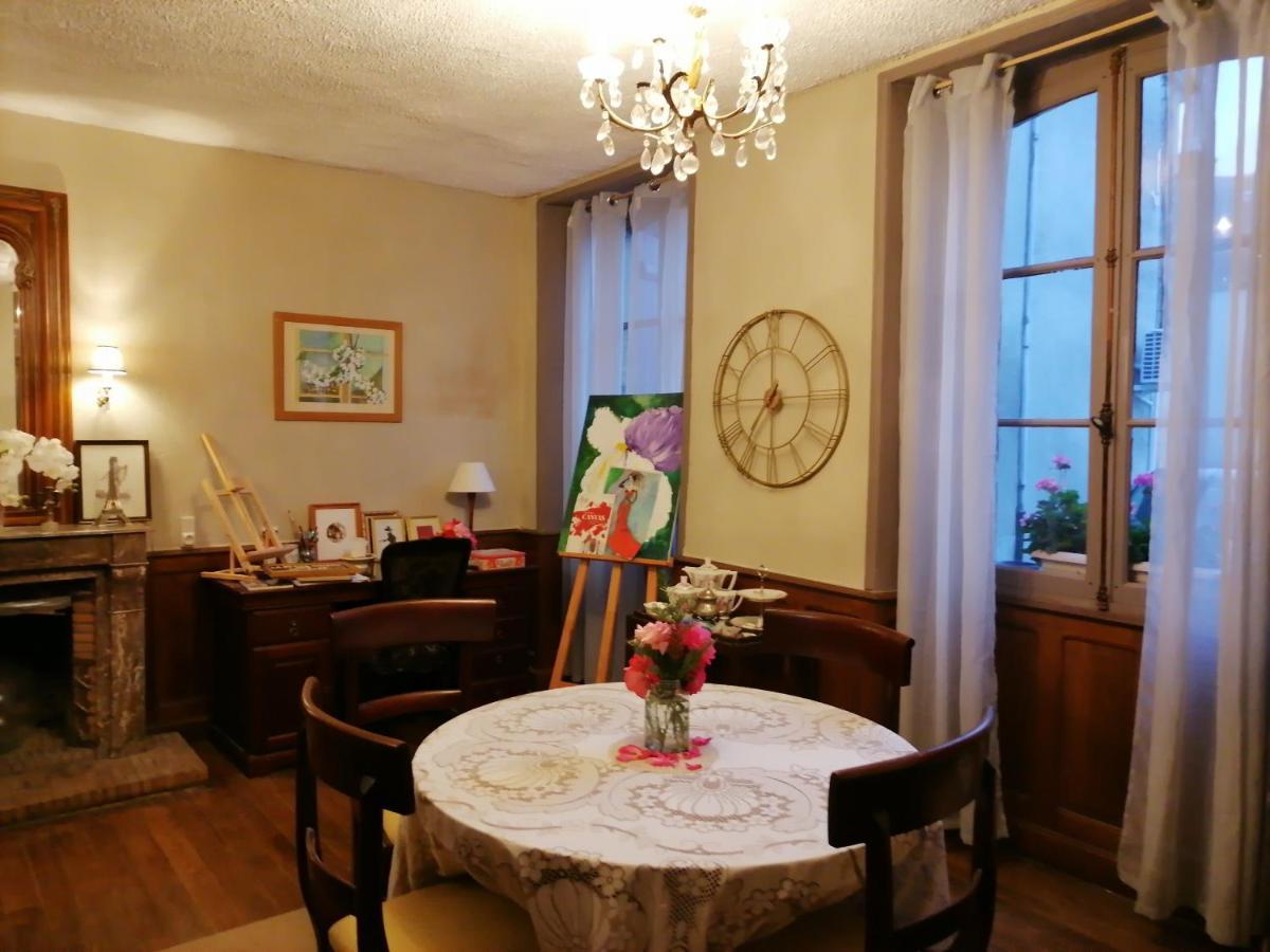 La Petite Maison Des Artiste Villa Saint-Sulpice-les-Feuilles Esterno foto